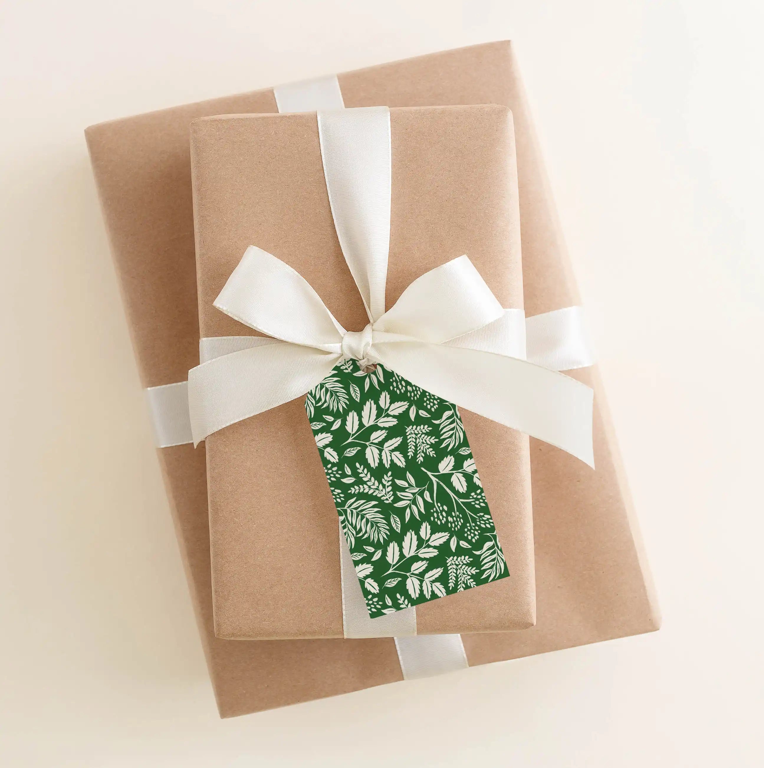 Green Vines Holiday Gift Tags | Pack of 8