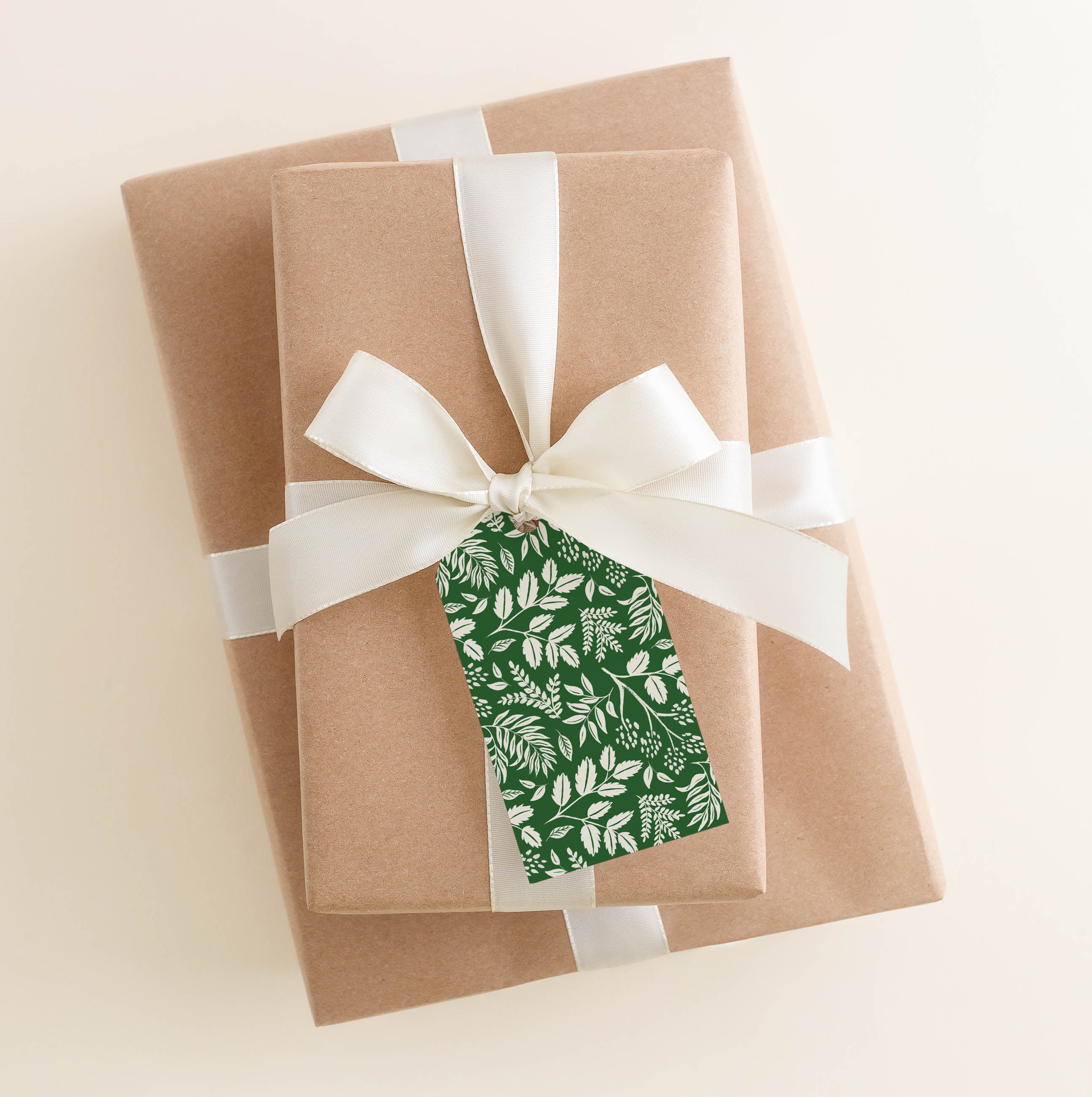 Green Vines Holiday Gift Tags | Pack of 8